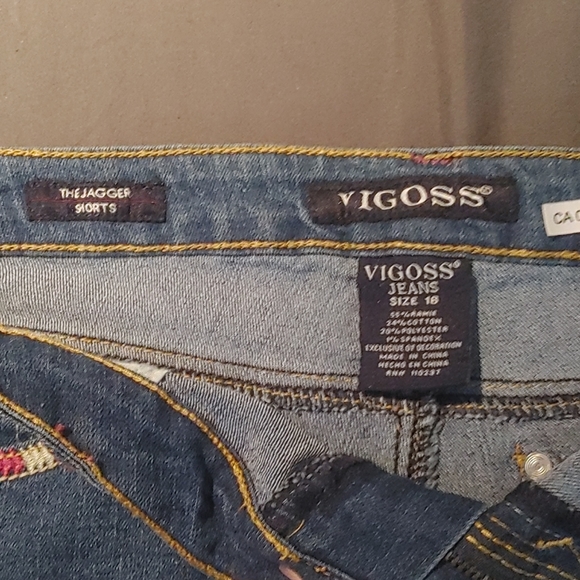 Girls size 16 jean shorts - Picture 3 of 4